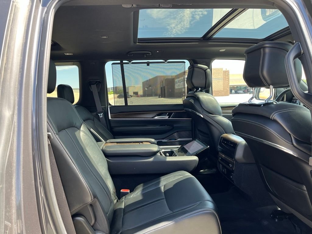 Used 2022 Gray Jeep Series I image 18