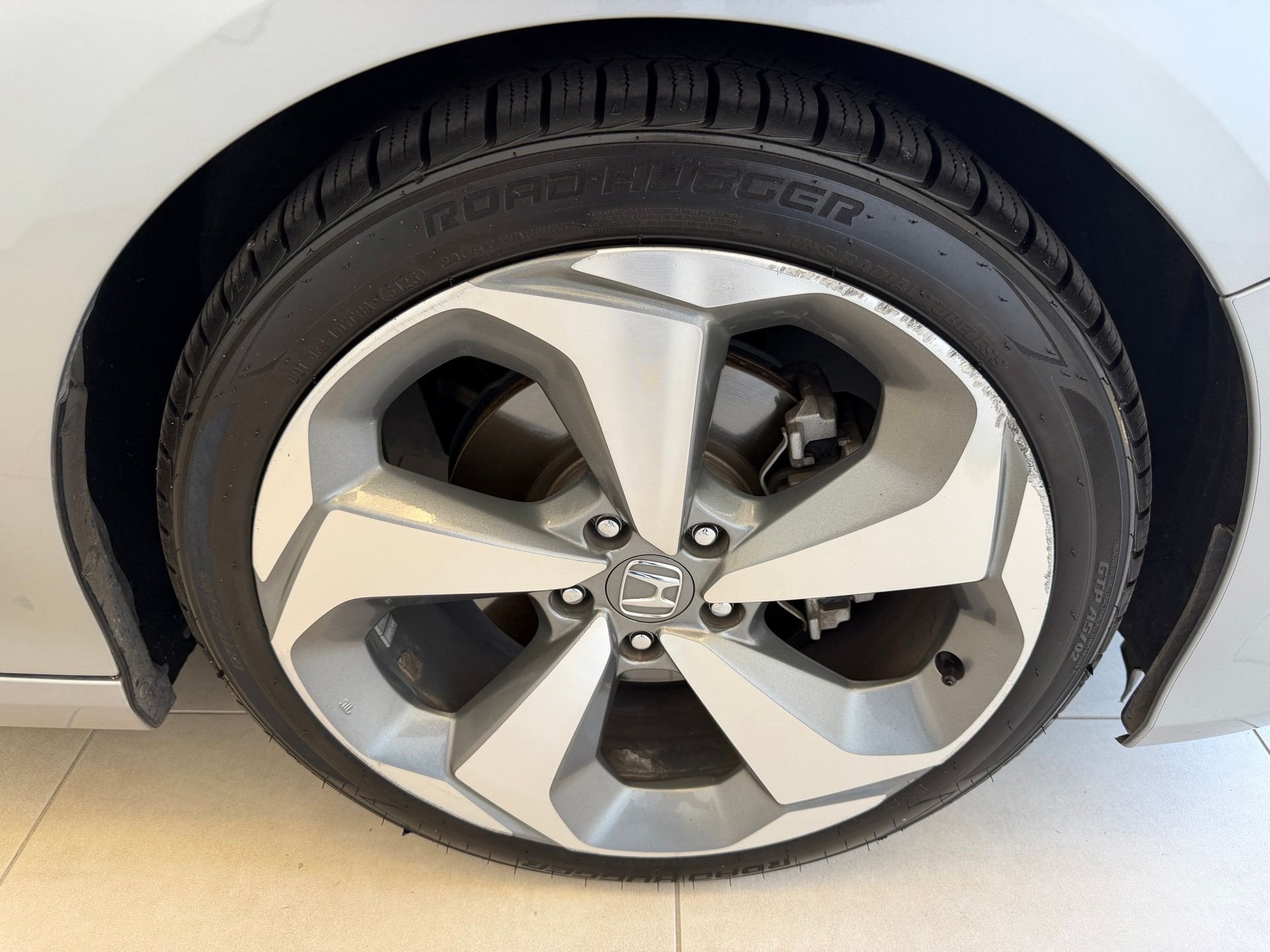 Used 2018 Silver Honda Touring image 52
