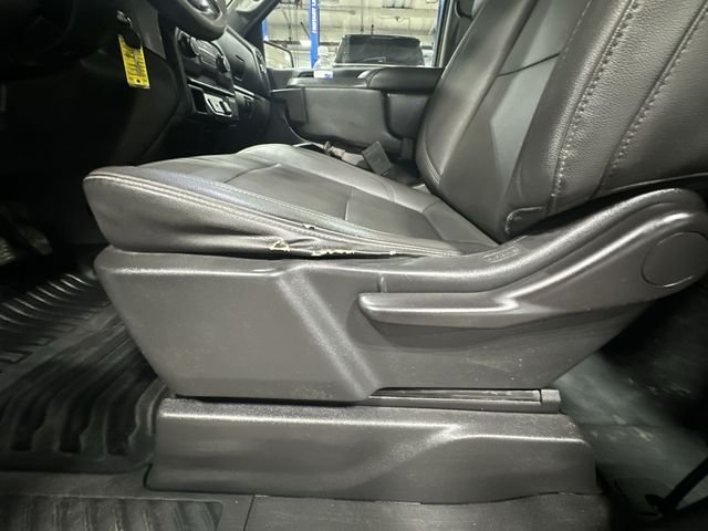 Used 2019 Summit White Chevrolet WT image 18