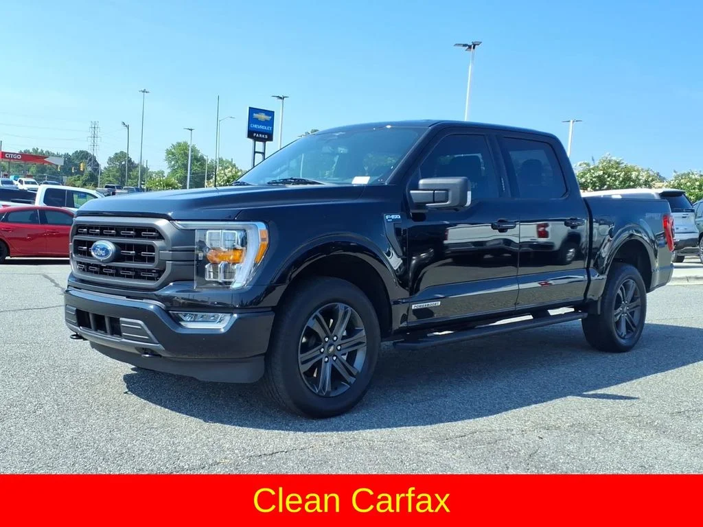 Used 2023 Black Ford XLT image 3