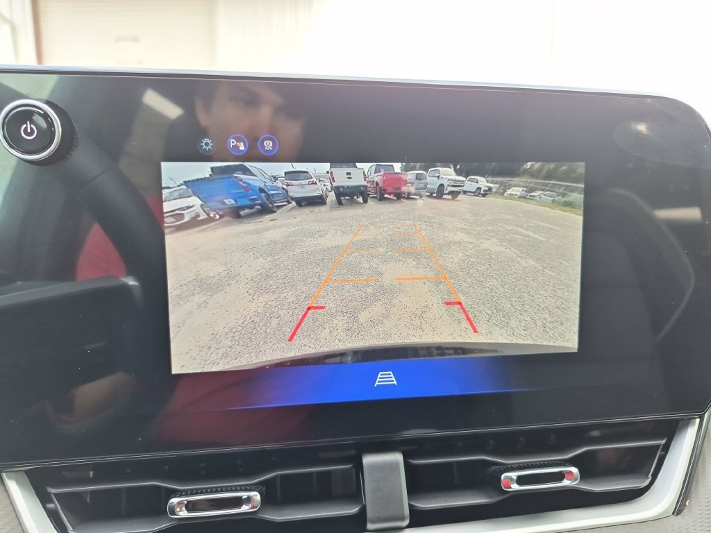 2027 Chevrolet Equinox LT - Photo 27