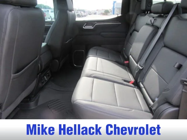 2026 Chevrolet Silverado 1500 LT - Photo 10