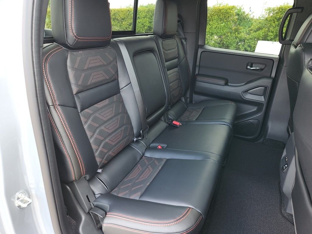 2026 Nissan Frontier PRO-X - Photo 10