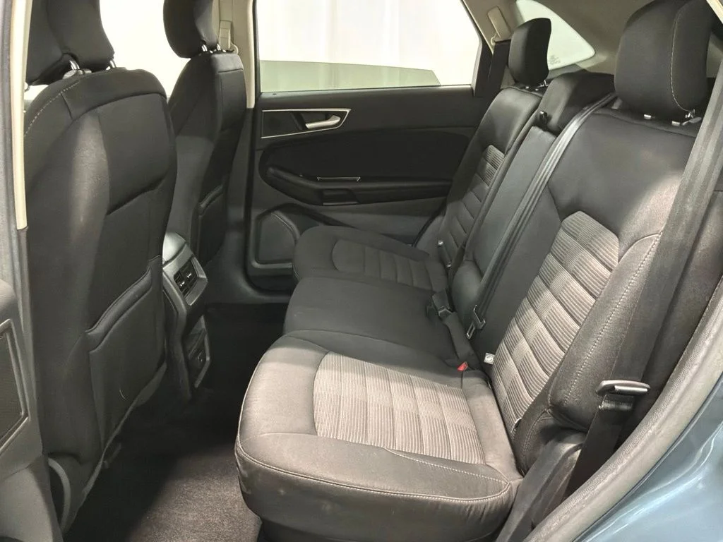 Used 2016 Blue Metallic Ford SEL image 20
