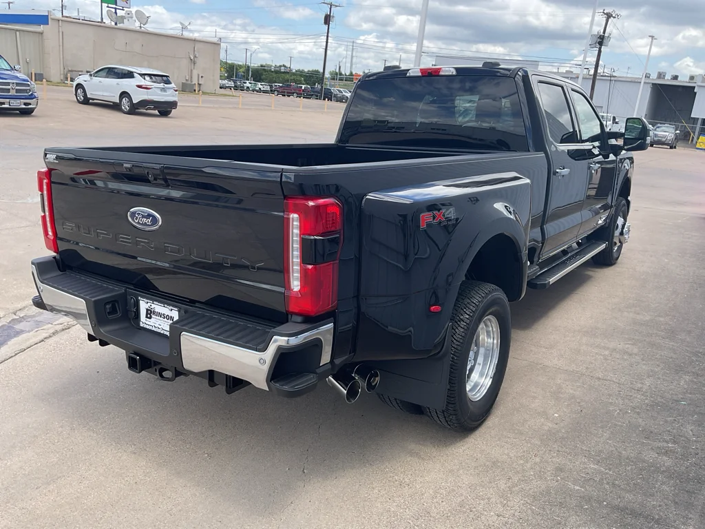 New 2026 Agate Black Metallic Ford LARIAT image 5
