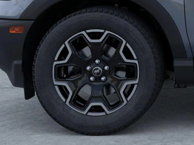 New 2025 Azure Gray Ford Outer Banks image 4
