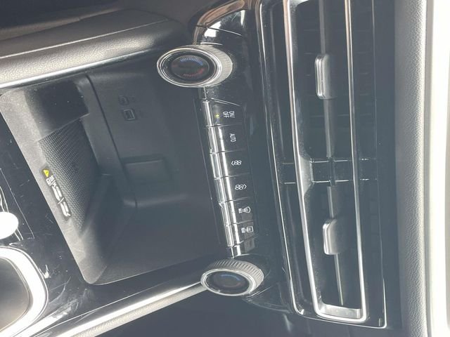Used 2025 Gray Chevrolet LT image 28