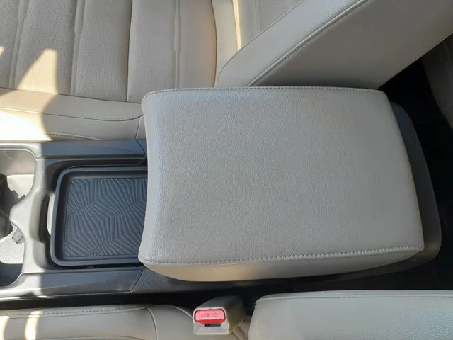Used 2019  Honda Touring image 28