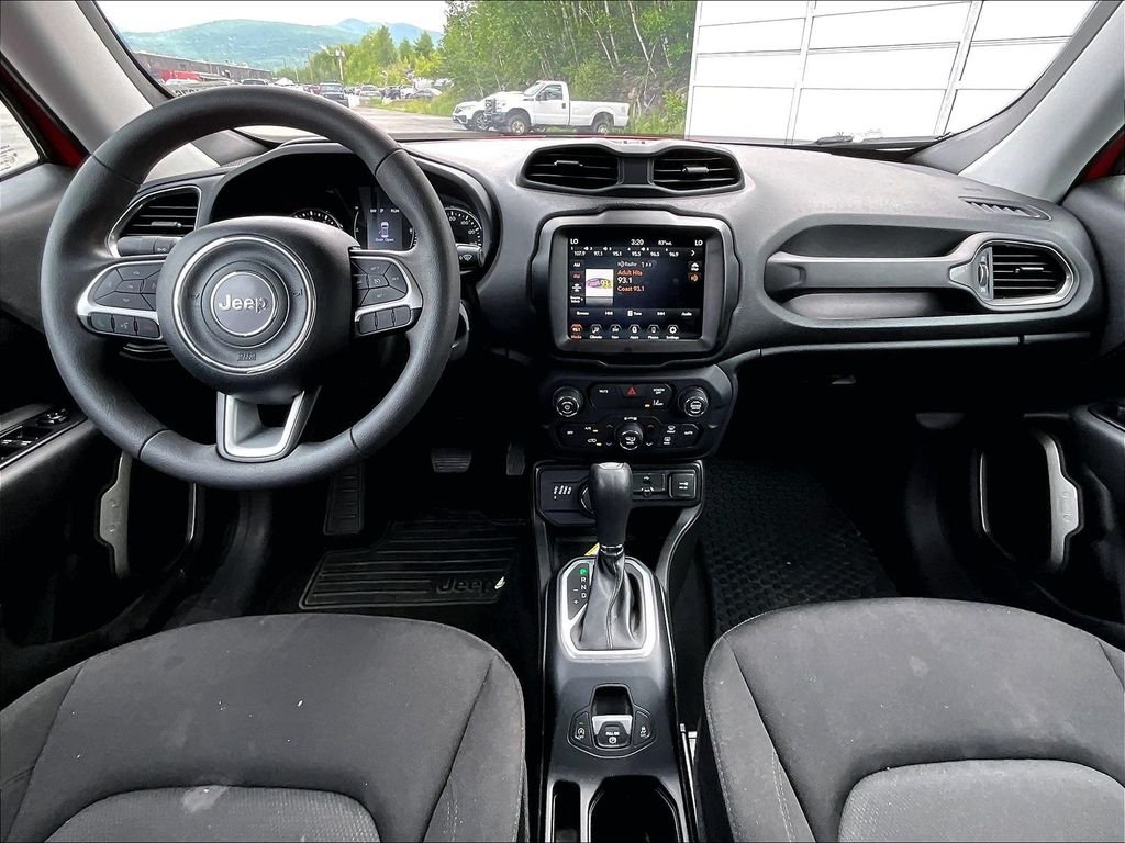Used 2023 Colorado Red Clearcoat Jeep Latitude image 21