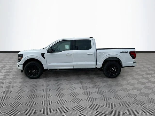 New 2026 Oxford White Ford XLT image 3