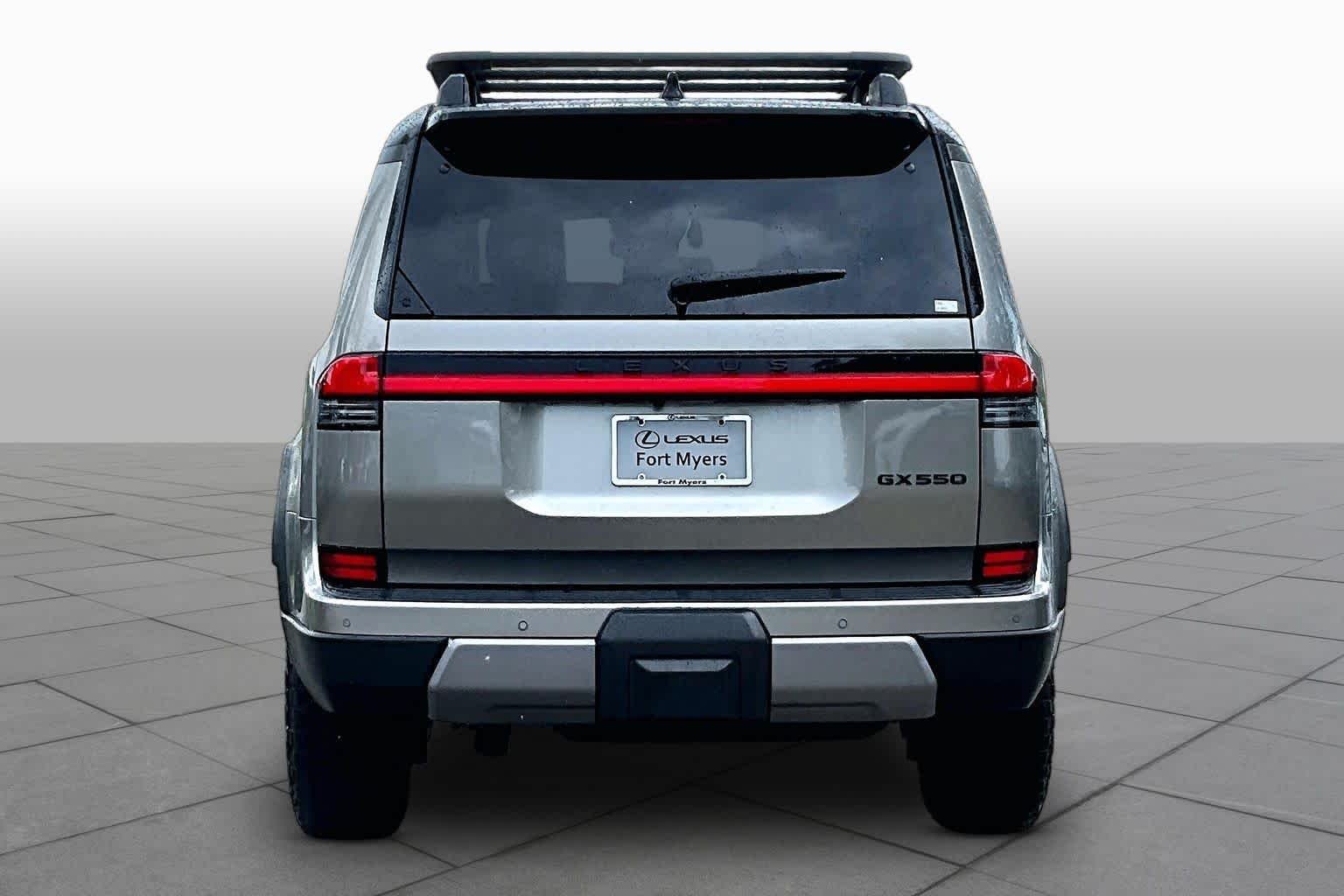 Used 2025 Atomic Silver/Black Roof Lexus Overtrail+ image 5
