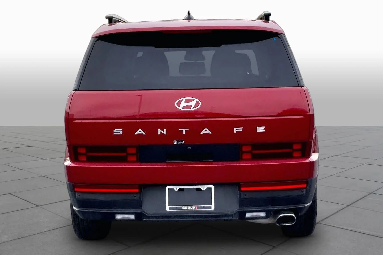 Used 2025 Ultimate Red Hyundai SEL image 5