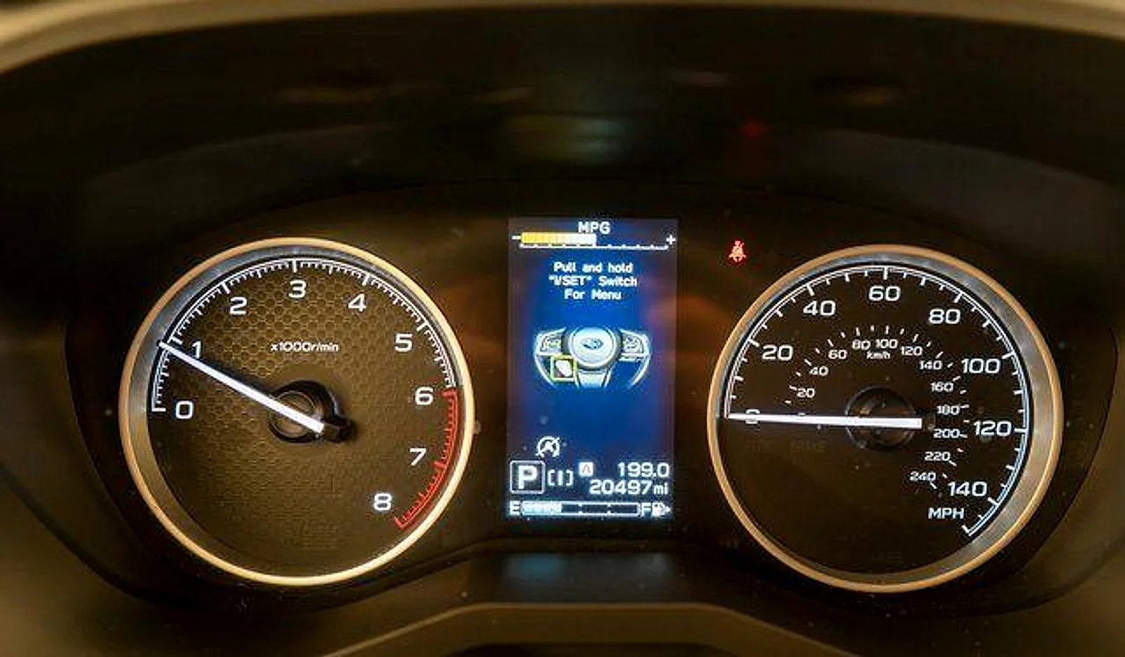 Used 2023 Ice Silver Metallic Subaru Limited image 20