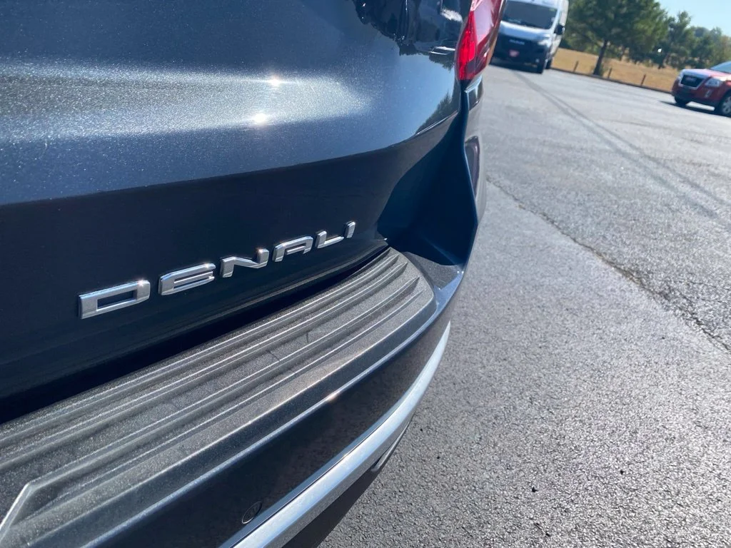 Used 2022 Hunter Metallic GMC Denali image 44