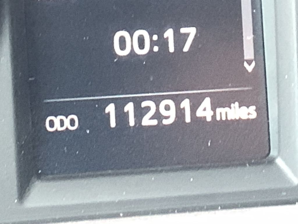 2017 Toyota RAV4 LE - Photo 25