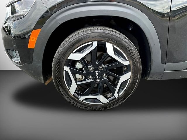 Certified Used 2026 Black Kia SX image 35