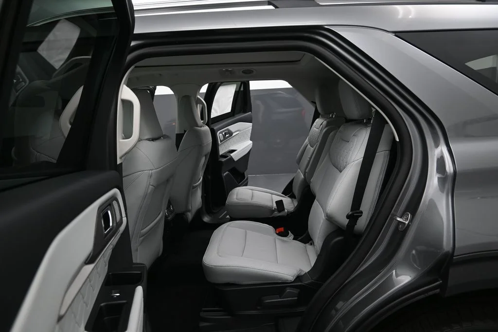 New 2026 Carbonized Gray Metallic Ford Platinum™ image 14