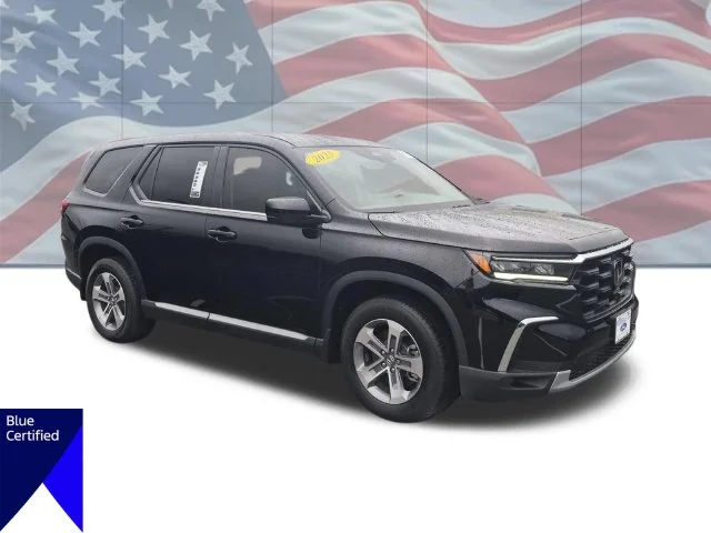 Used 2025  Honda EX-L image 2