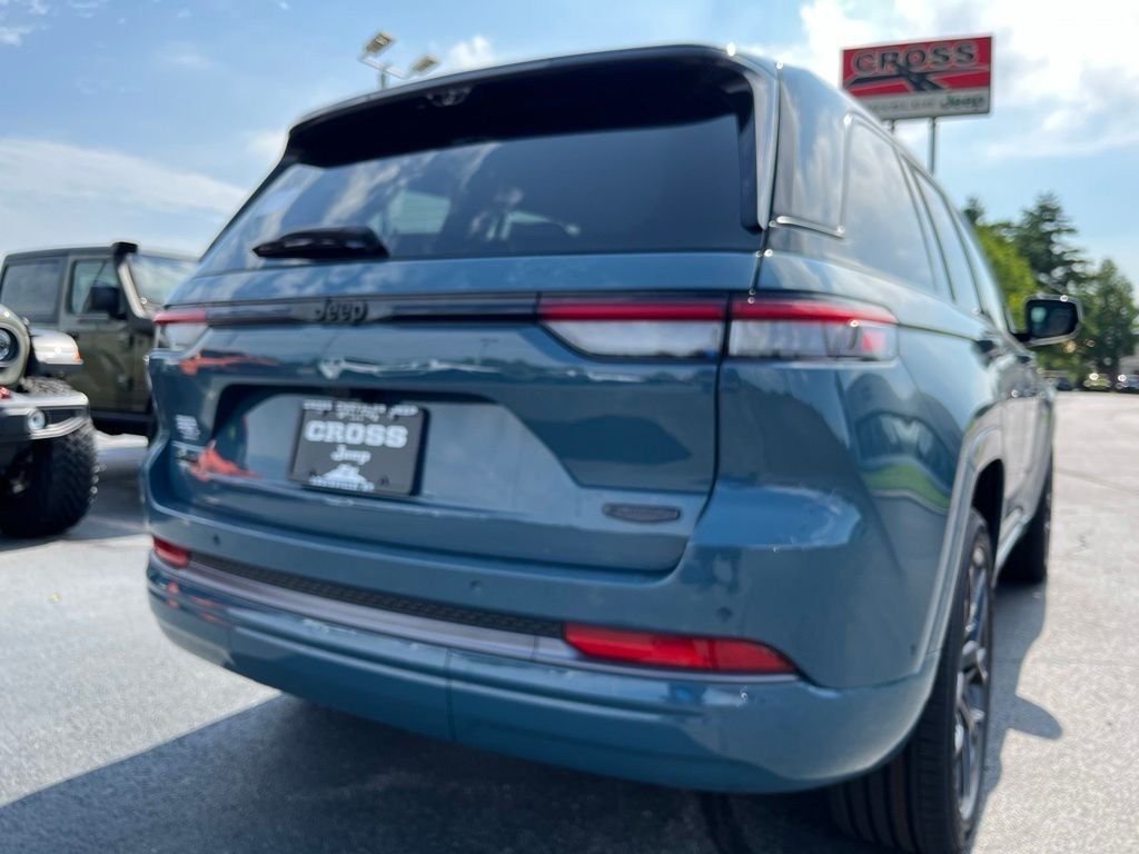 New 2026 Steel Blue Exterior Paint Jeep Summit image 42