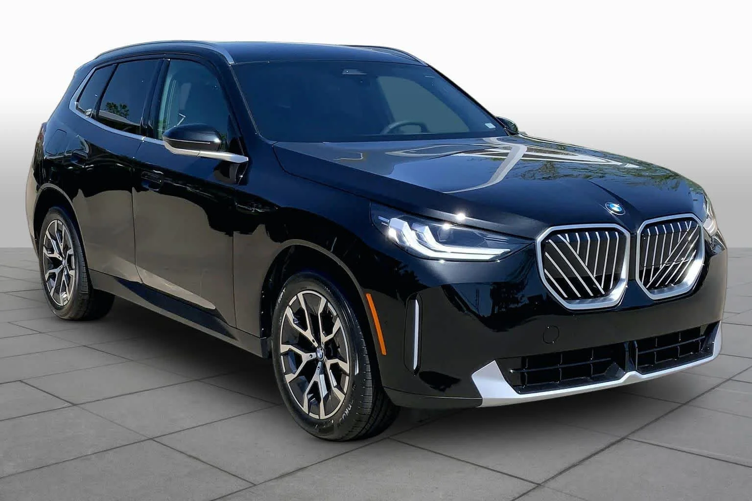 New 2026 Black Sapphire Metallic BMW 30 xDrive image 2