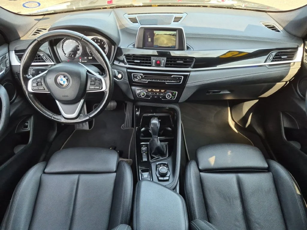 Used 2018 Black BMW sDrive28i image 26