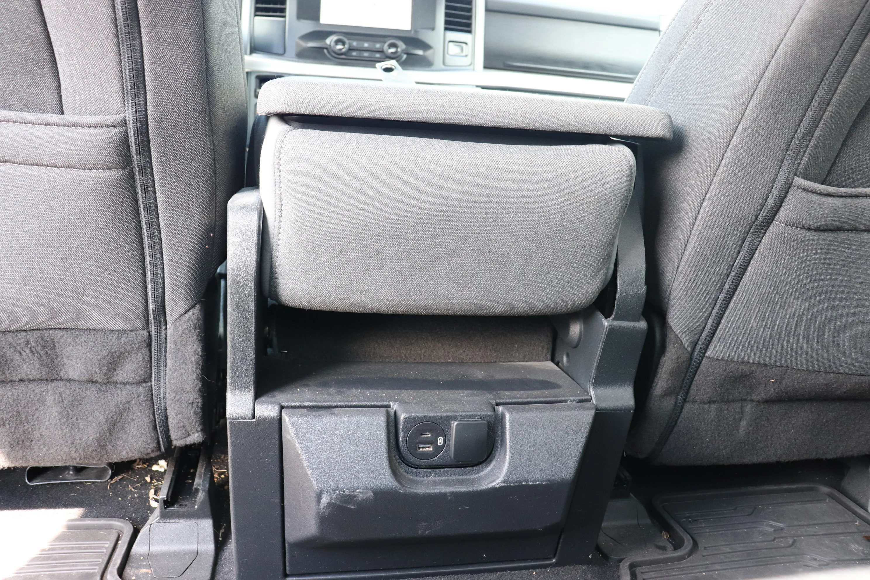 Used 2023 Silver Ford XLT image 15
