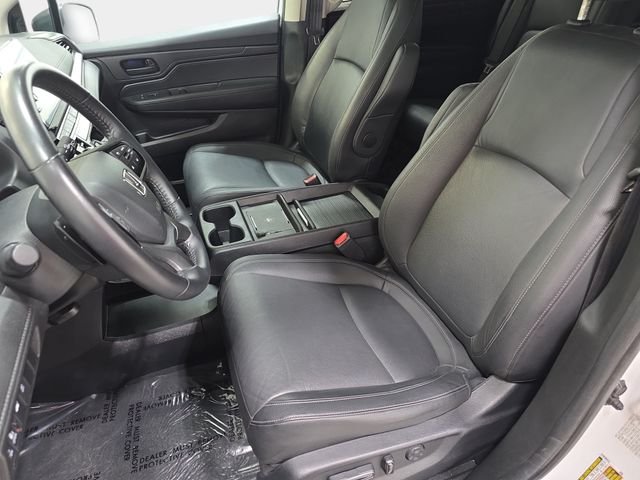 Used 2025 White Honda EX-L image 13