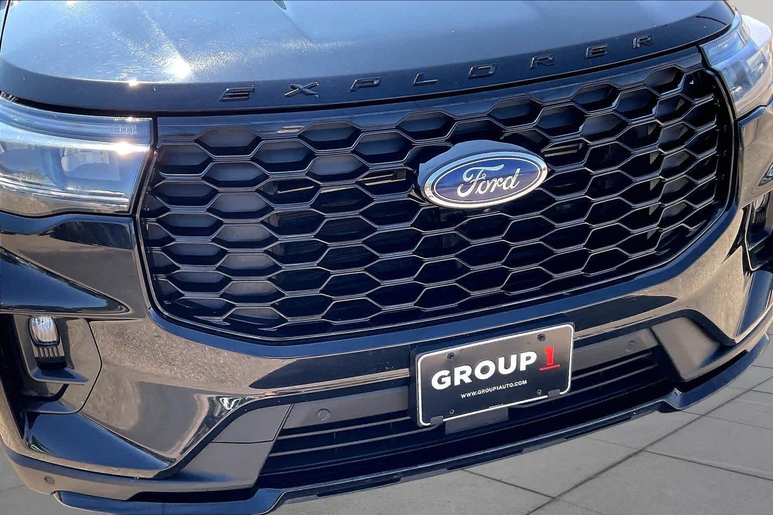 Used 2025 Agate Black Ford ST-Line image 29