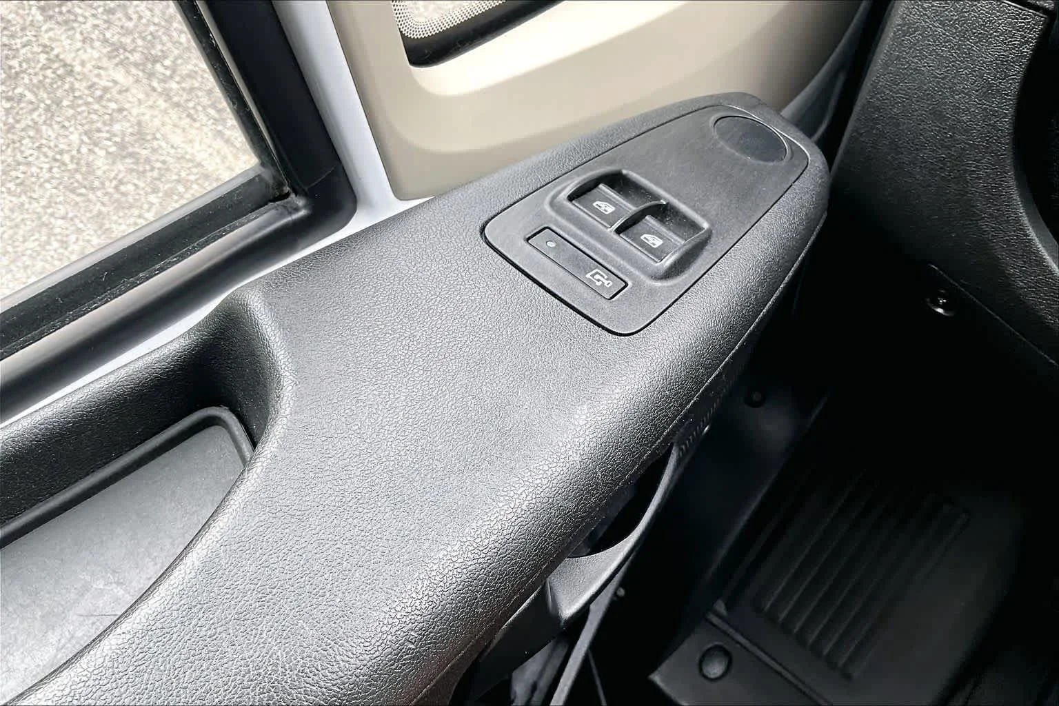 Used 2022 Bright White Clearcoat Ram  image 36