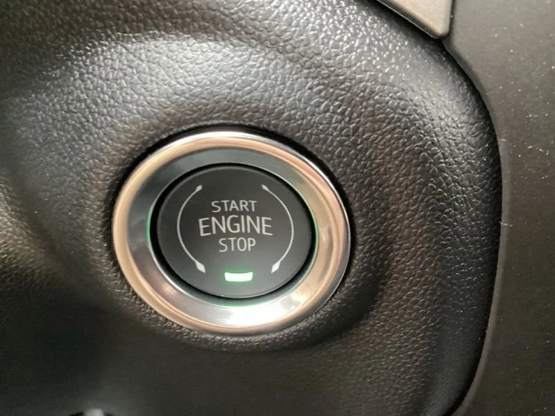 New 2026 Summit White Chevrolet Work Truck image 22