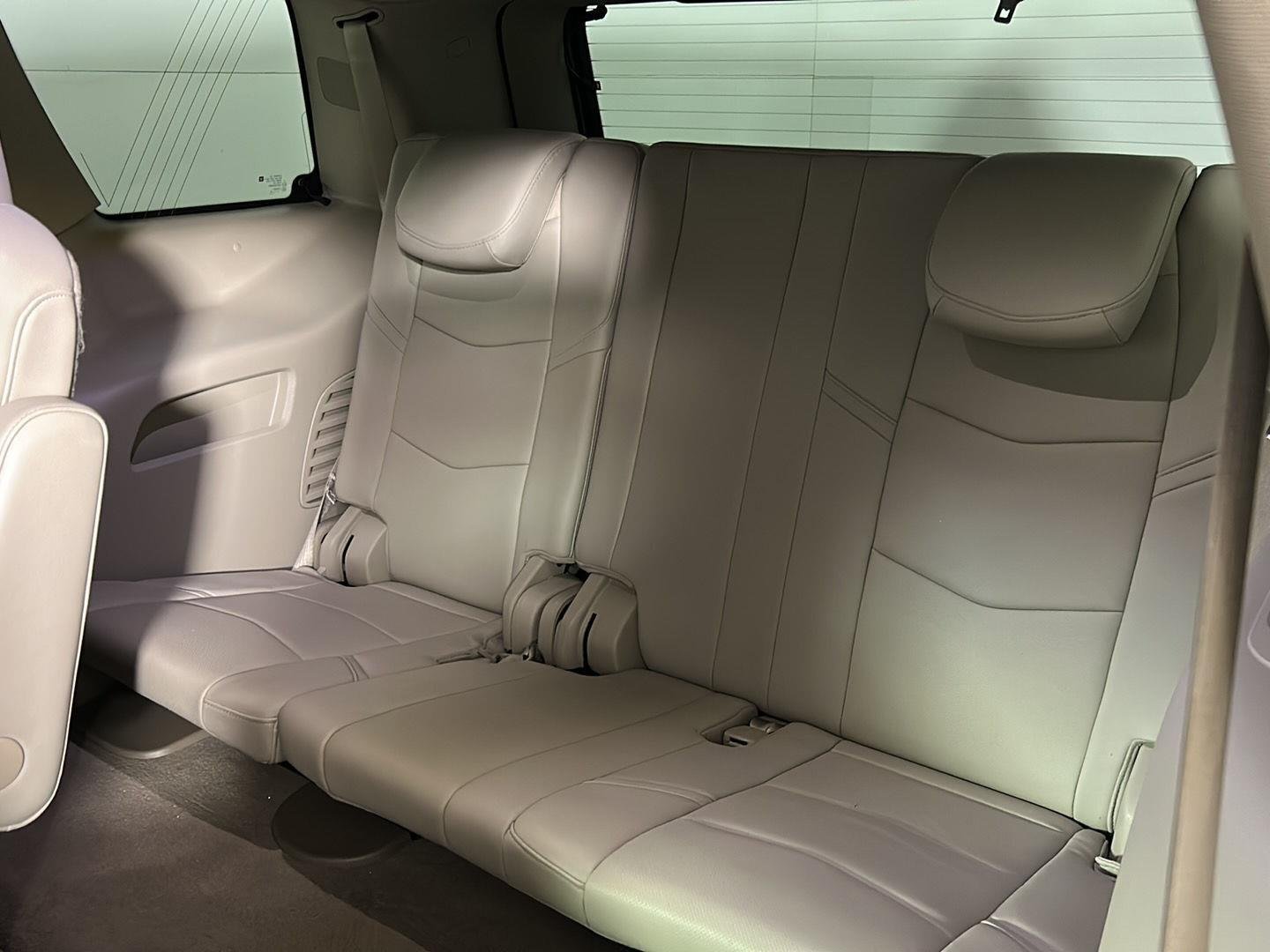 Used 2020 Shadow Metallic Cadillac Premium Luxury image 21