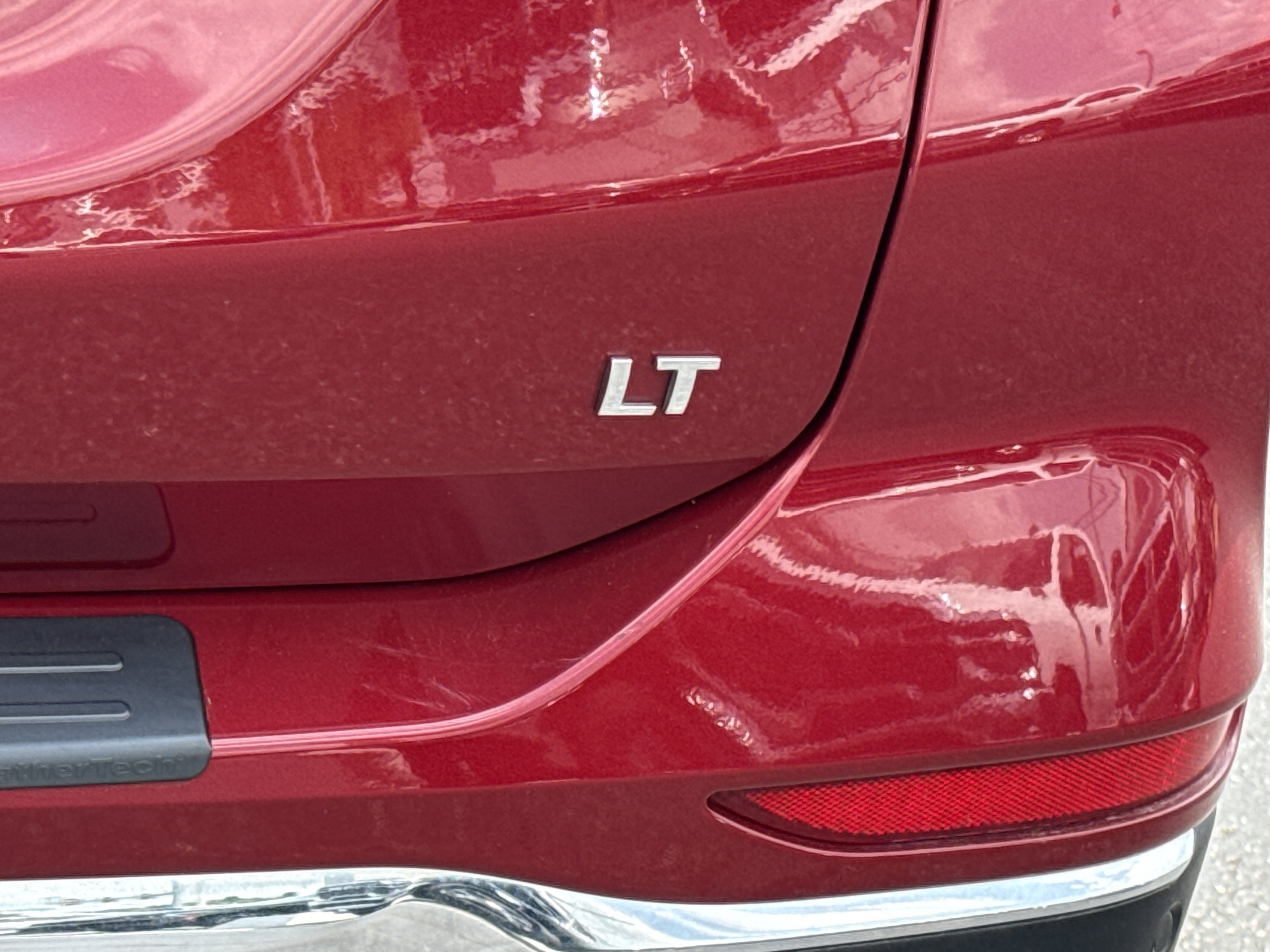 Used 2020 Cajun Red Tintcoat Chevrolet LT image 10