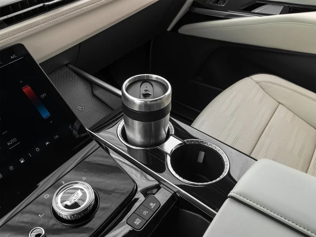 Used 2025 Black Cadillac Sport Platinum image 36