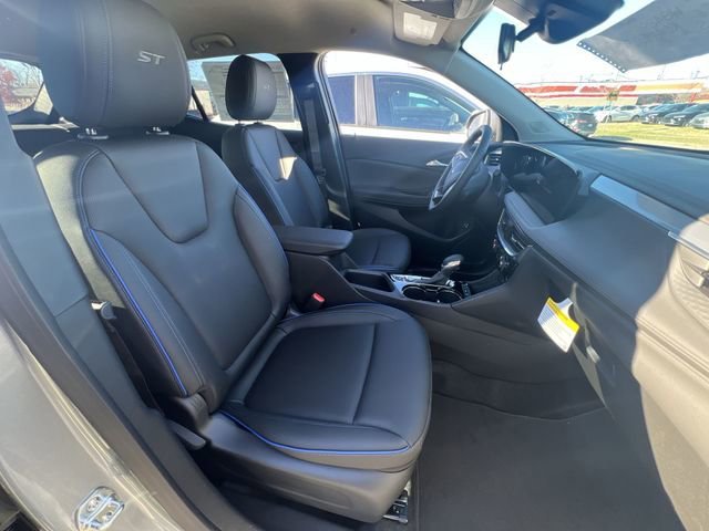 2026 Buick Encore GX Sport Touring - Photo 11