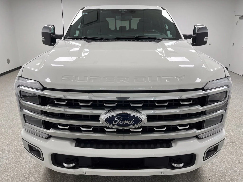 Used 2024 White Ford Platinum image 3
