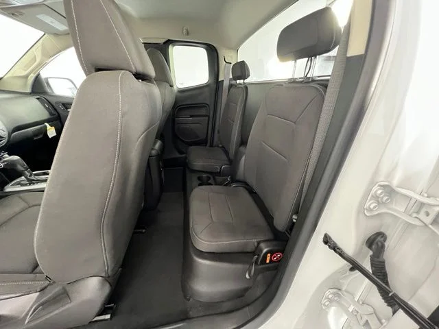 Used 2021 White Chevrolet LT image 13