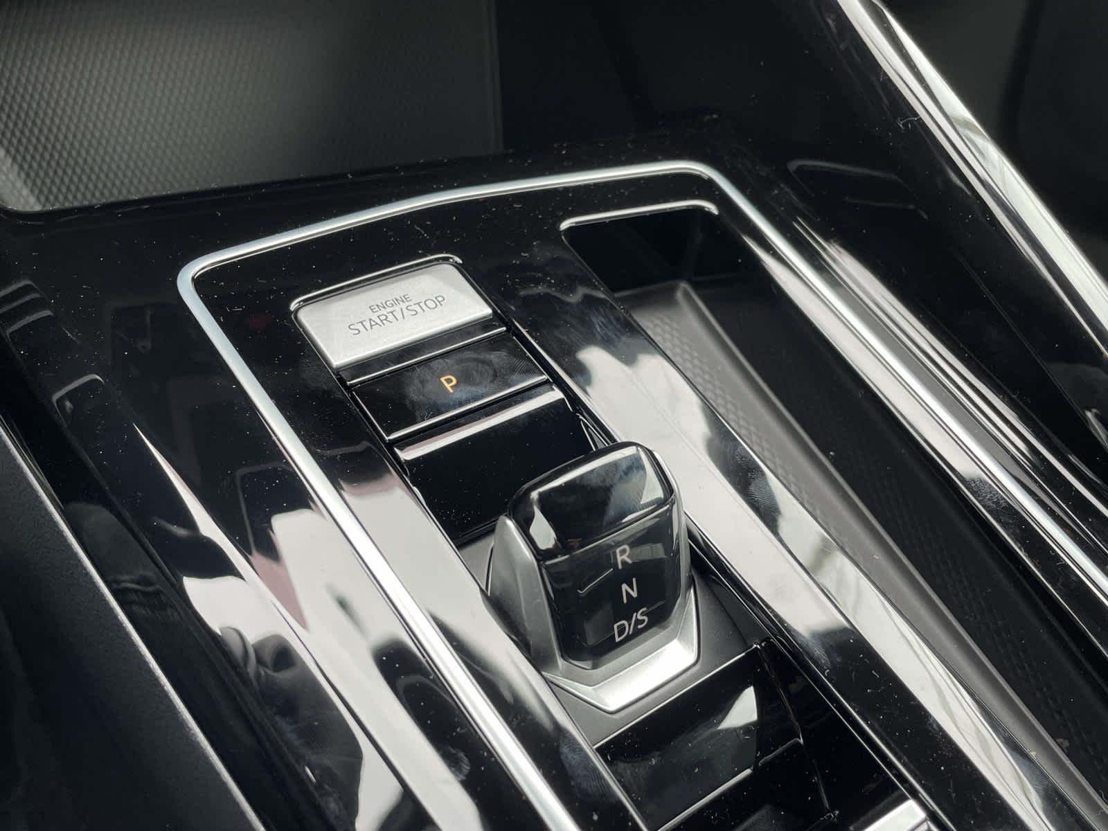 New 2026 Pure White Volkswagen  image 32