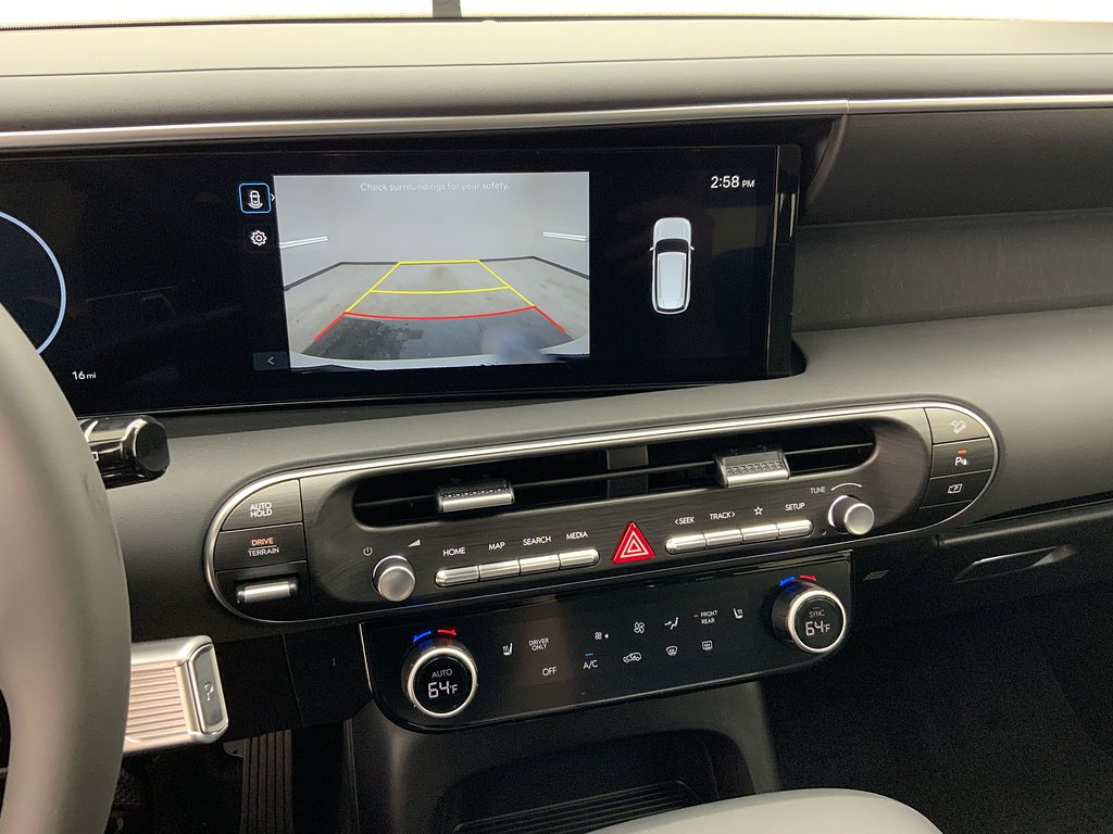 New 2027 Creamy White Pearl Hyundai SEL 7P image 10