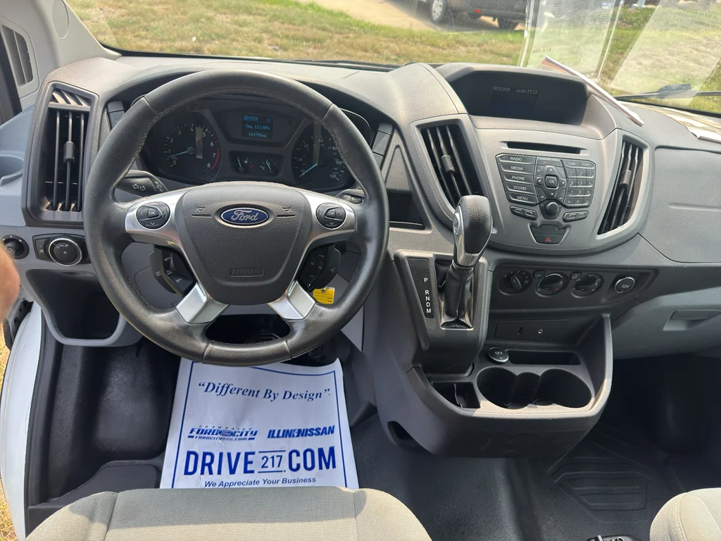 Used 2015 Oxford White Ford Base image 11
