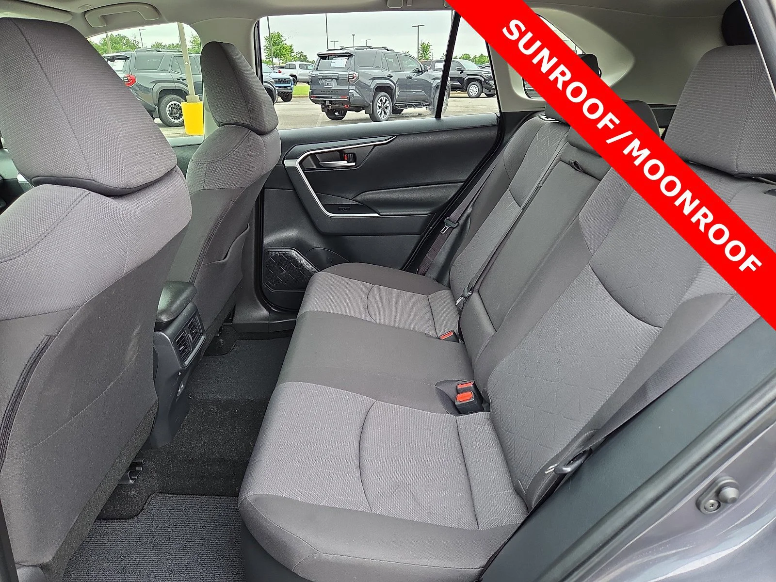 Used 2025 Magnetic Gray Metallic Toyota Hybrid XLE image 10