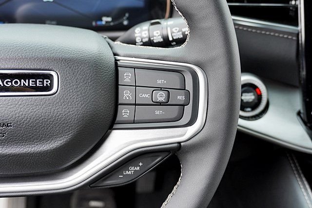 New 2026 Bright White Clear-Coat Exterior Paint Jeep Limited Reserve image 44