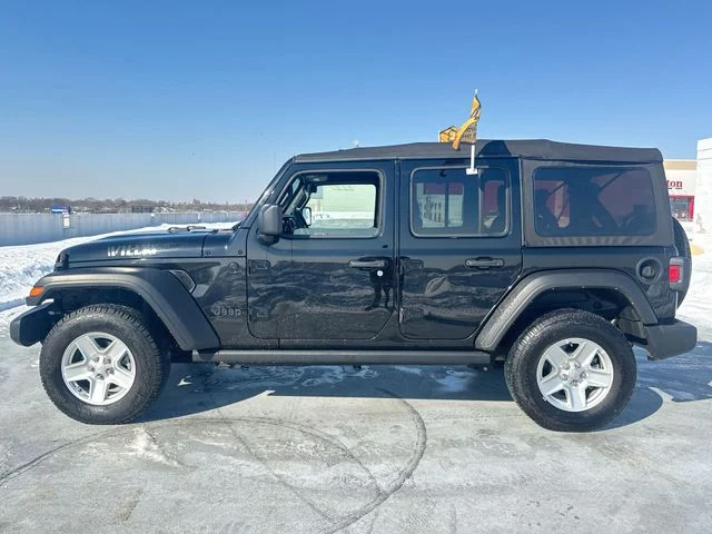 Used 2022 Black Jeep Unlimited Willys image 5