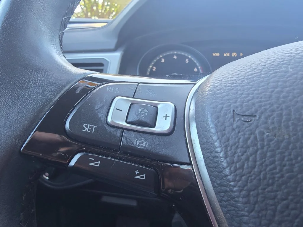 Used 2019  Volkswagen 3.6L V6 SE image 25