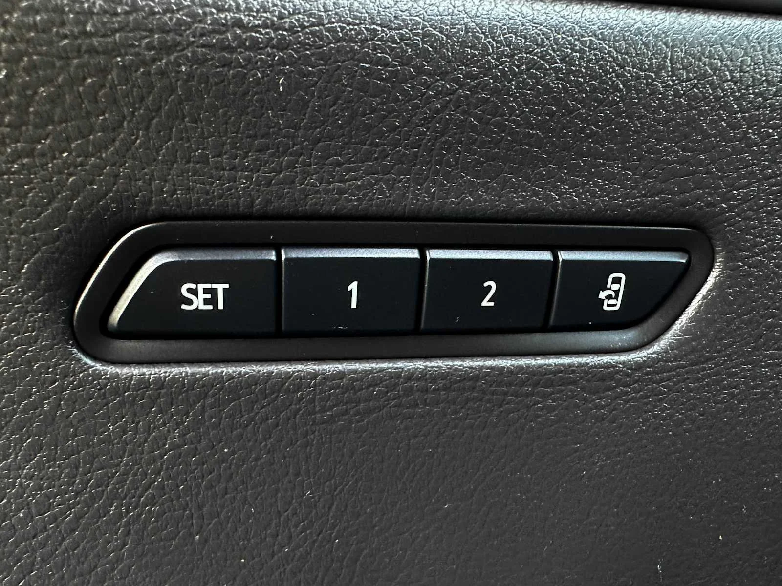 2024 Cadillac XT6 Premium Luxury - Photo 15