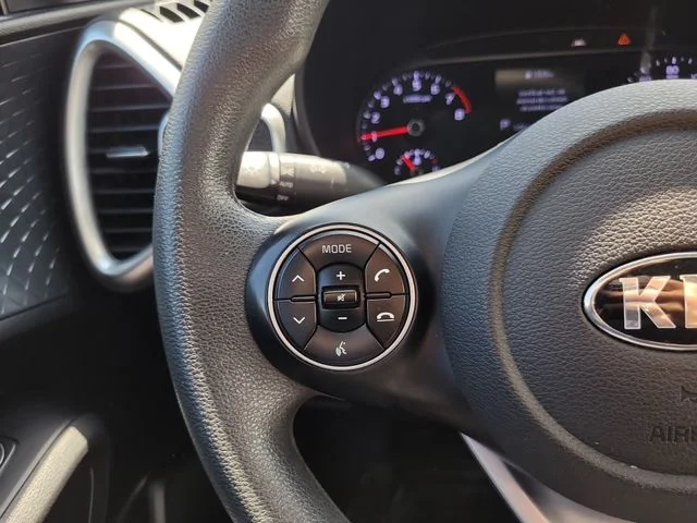 Used 2021 Black Kia S image 18
