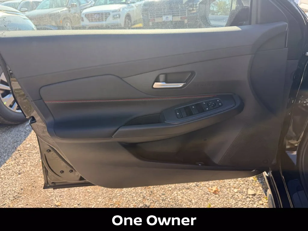 Certified Used 2027 Black Nissan SR image 10