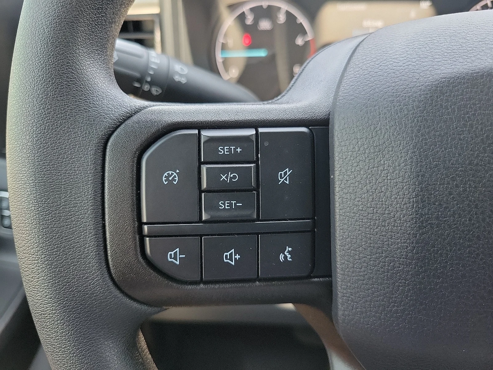 New 2025 Antimatter Blue Metallic Ford F-350&reg; XL image 19
