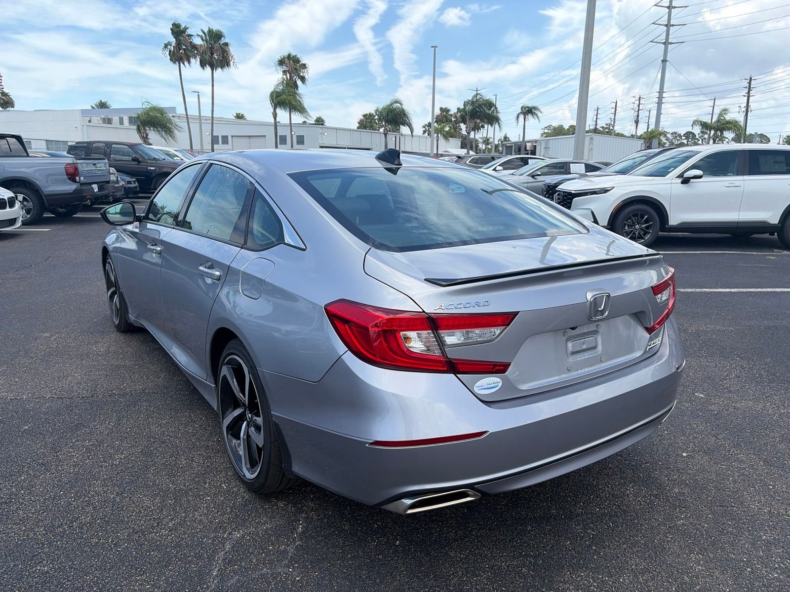 Used 2021 Silver Honda Sport Special Edition image 5