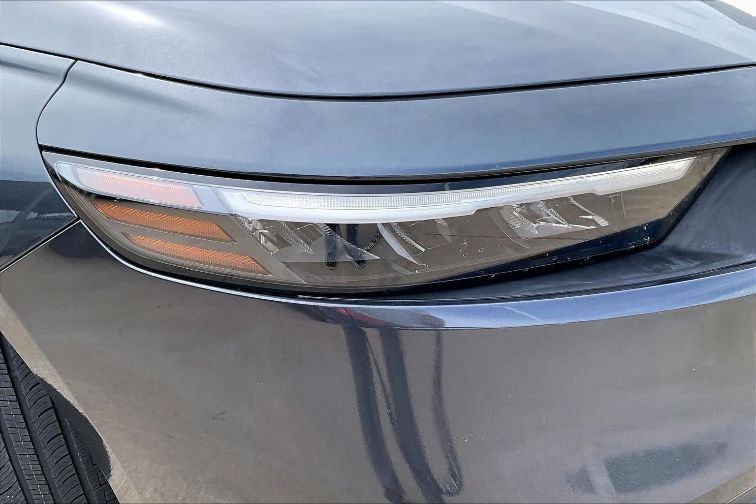 Used 2023 Meteorite Gray Metallic Honda LX image 25