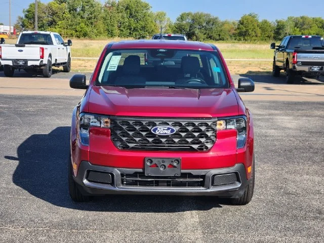 New 2026 Ruby Red Metallic Tinted Clearcoat Ford XLT image 2